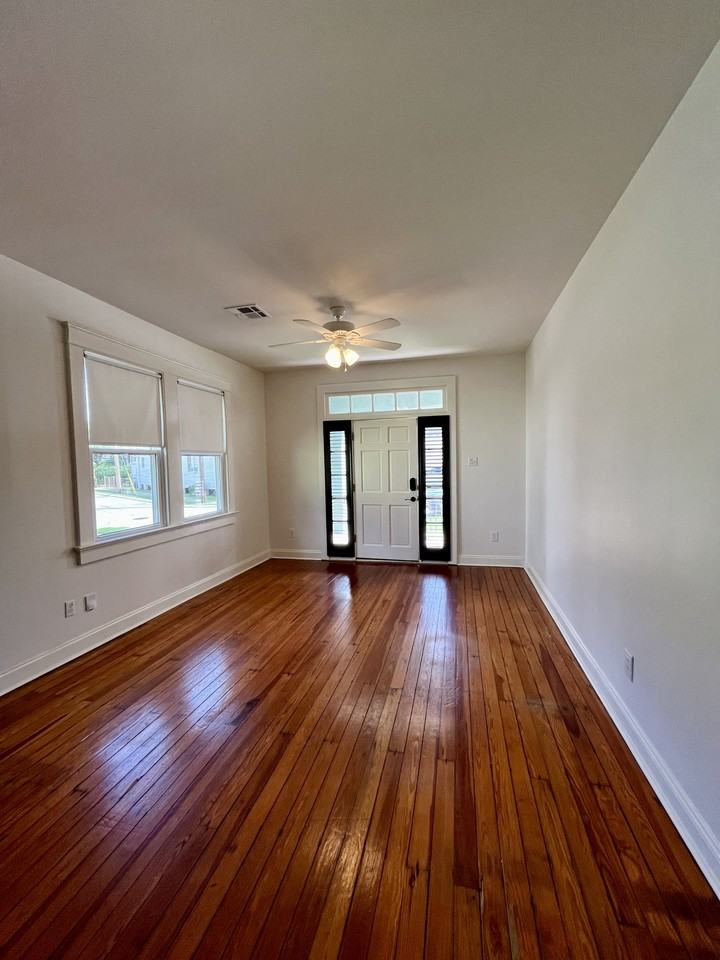 5378 Hawthorne Pl #NA - Photo 2 of 9