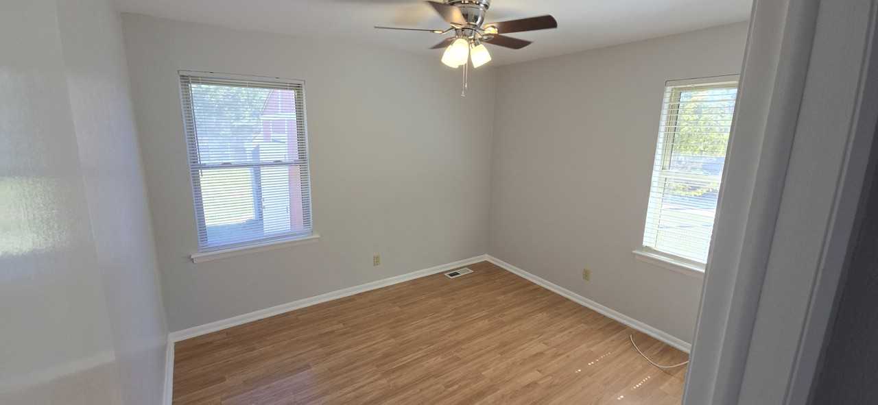 4637 Mistletoe Dr #NA - Photo 2 of 8