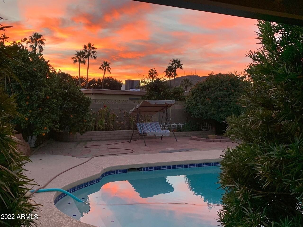 13635 N 23rd Ave #1 - Photo 3 of 11