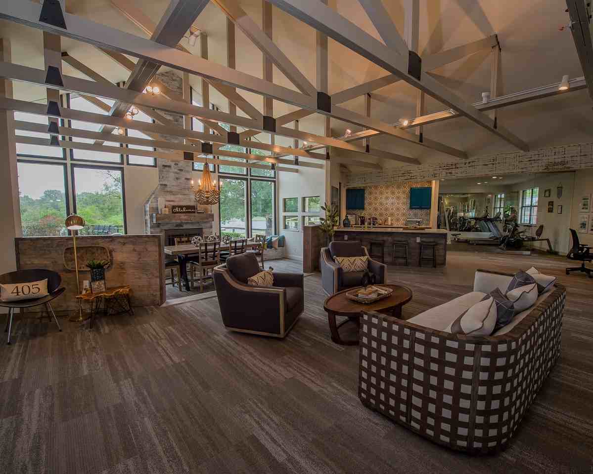 Waters Edge Apartments - Photo 6 of 17