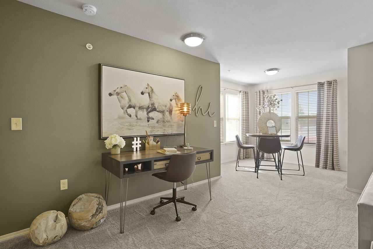 Watercress Apartments - Photo 5 of 22