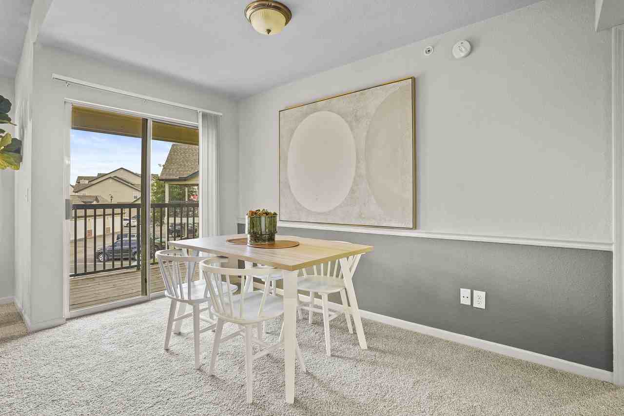 Villas at Stonebridge - Photo 5 of 17