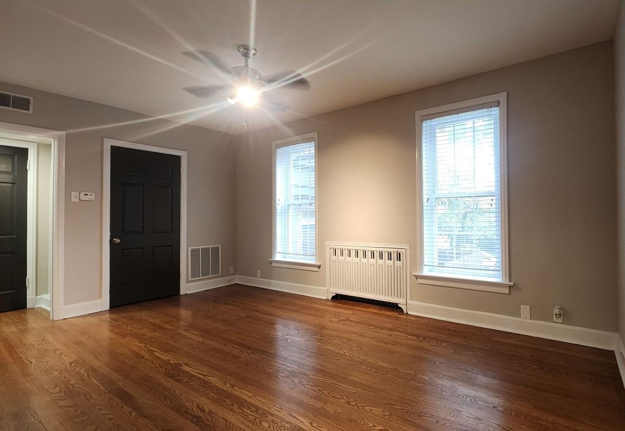 7752 Kingsbury Blvd. - Photo 5 of 10