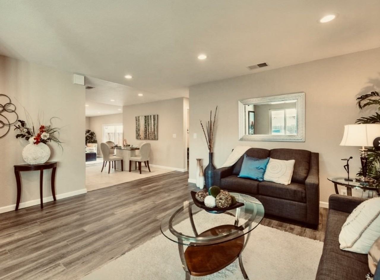 1535 Colt Way - Photo 2 of 18