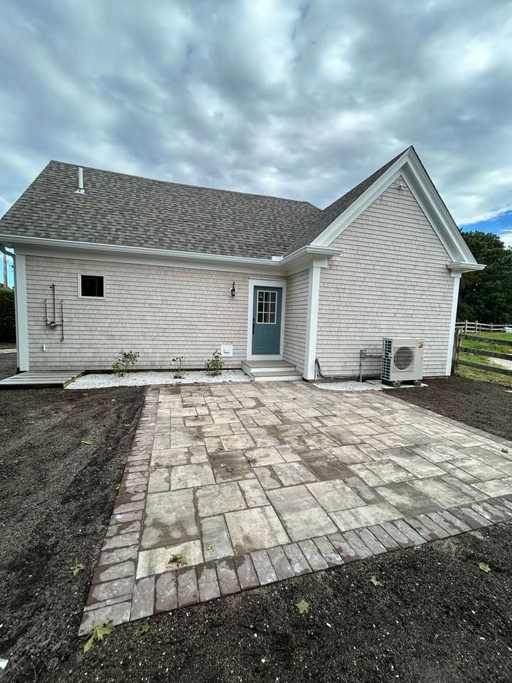 339 Queen Anne Rd - Photo 4 of 10