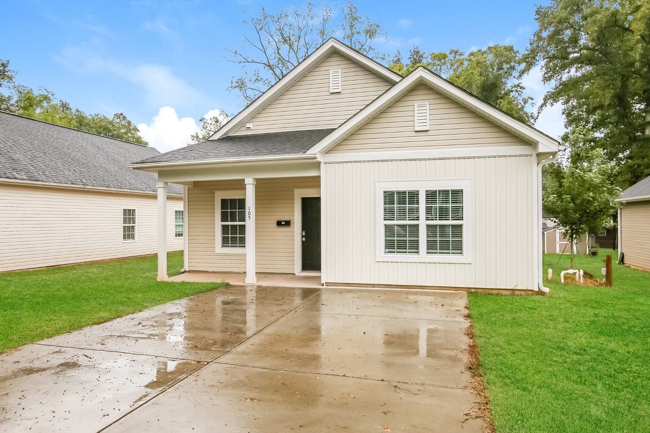 105 W Louisiana Ave - Photo 2 of 16