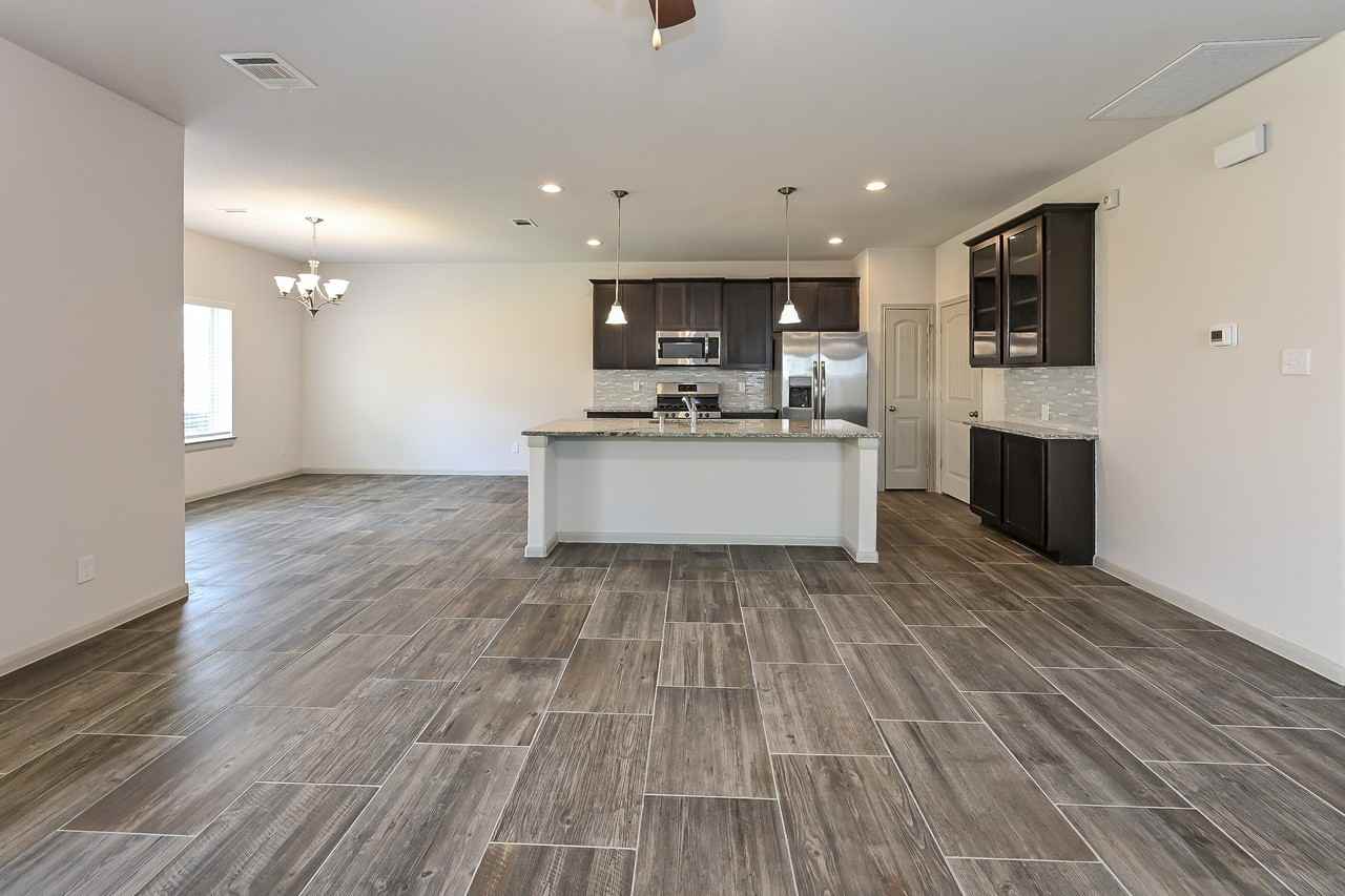 7951 Fijian Cypress Dr - Photo 6 of 24