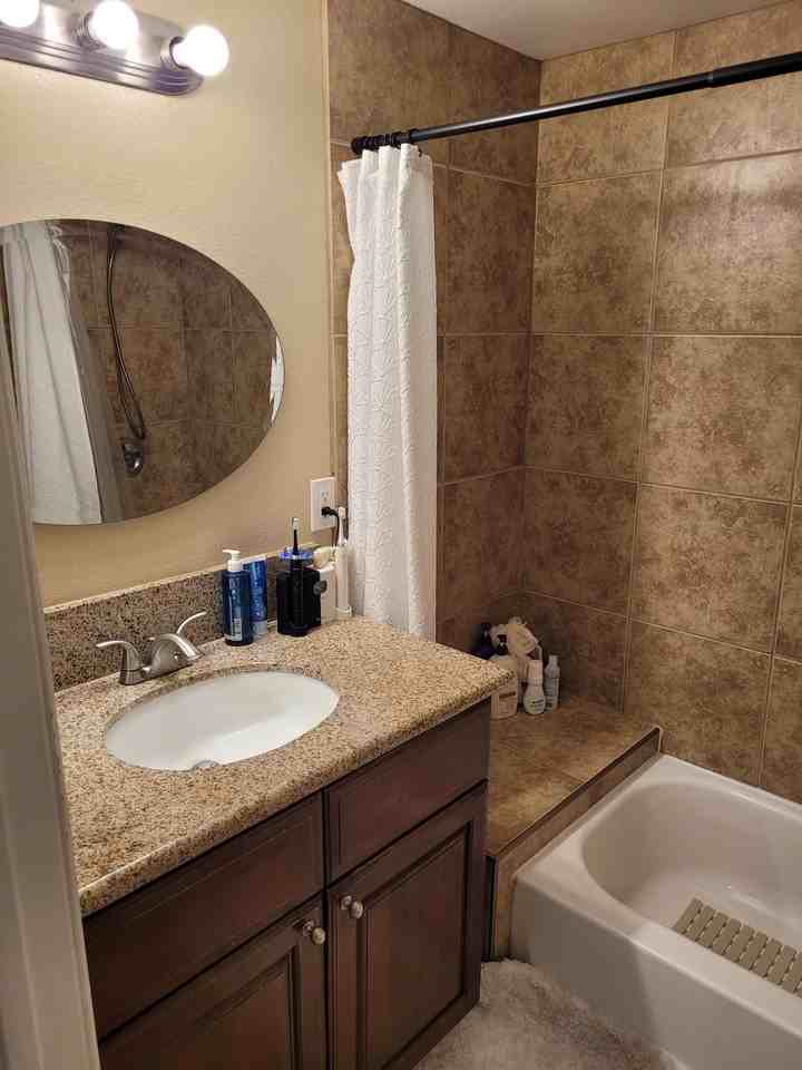 917 N Vineyard Ave #C - Photo 5 of 7