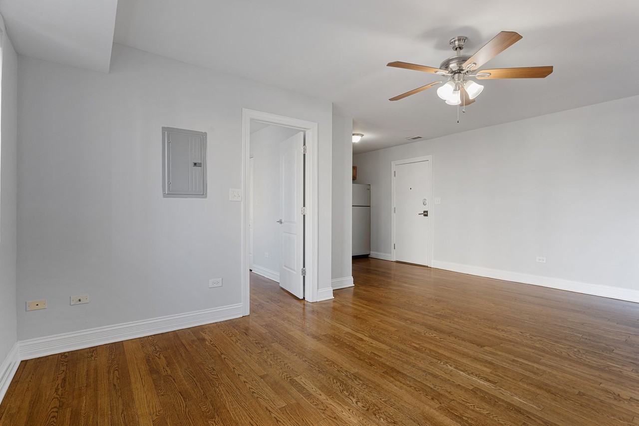The Marshfield at Howard Street - Photo 5 of 19