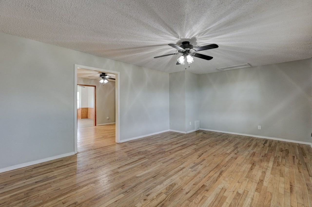 15375 W Funston - Photo 3 of 14