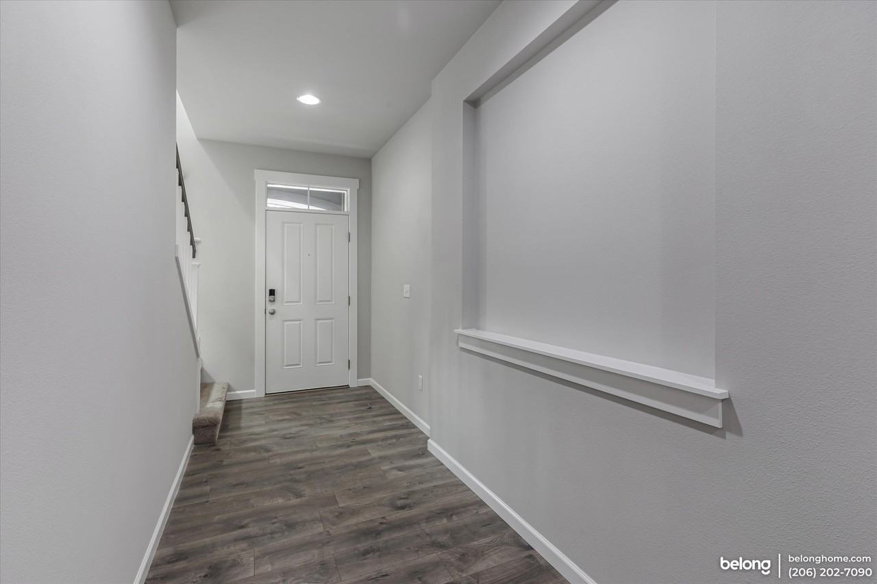 10017 7th Pl Se - Photo 4 of 20