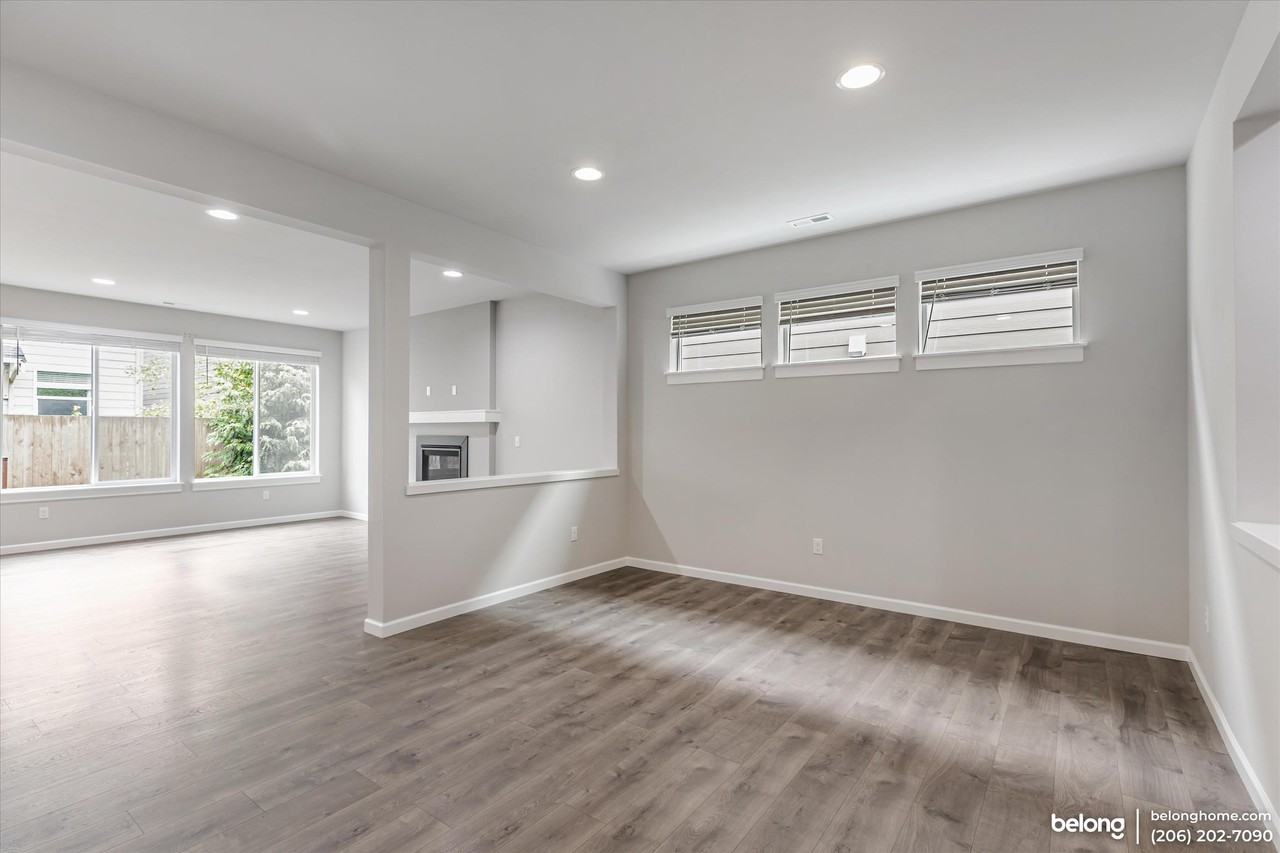 10017 7th Pl Se - Photo 6 of 20