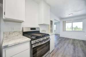 featured image of 121 Lincoln Way