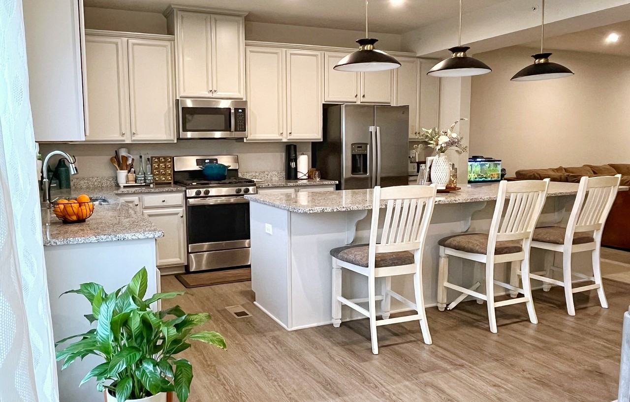 3005 Lampl Ln #3005 - Photo 3 of 25