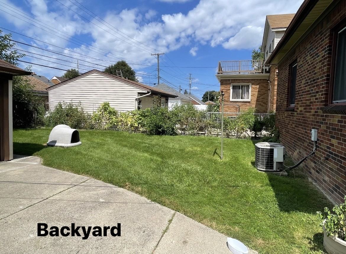 7521 Bingham St #NA - Photo 4 of 15