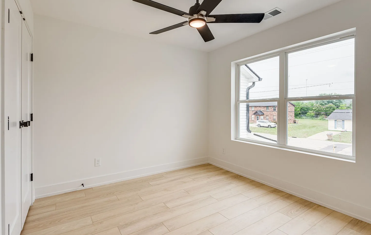 3630 Village Trl #3630D - Photo 2 of 6