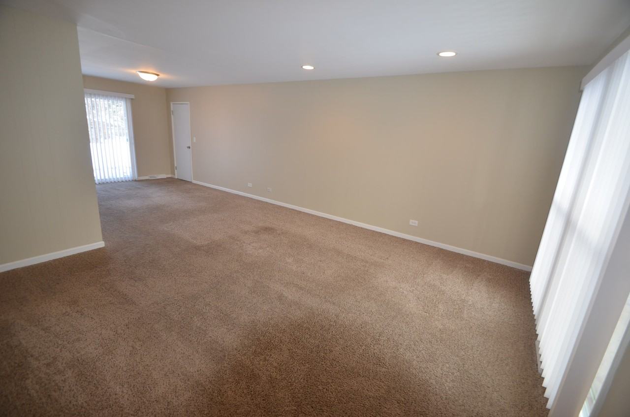 7506 Adams St - Photo 2 of 15