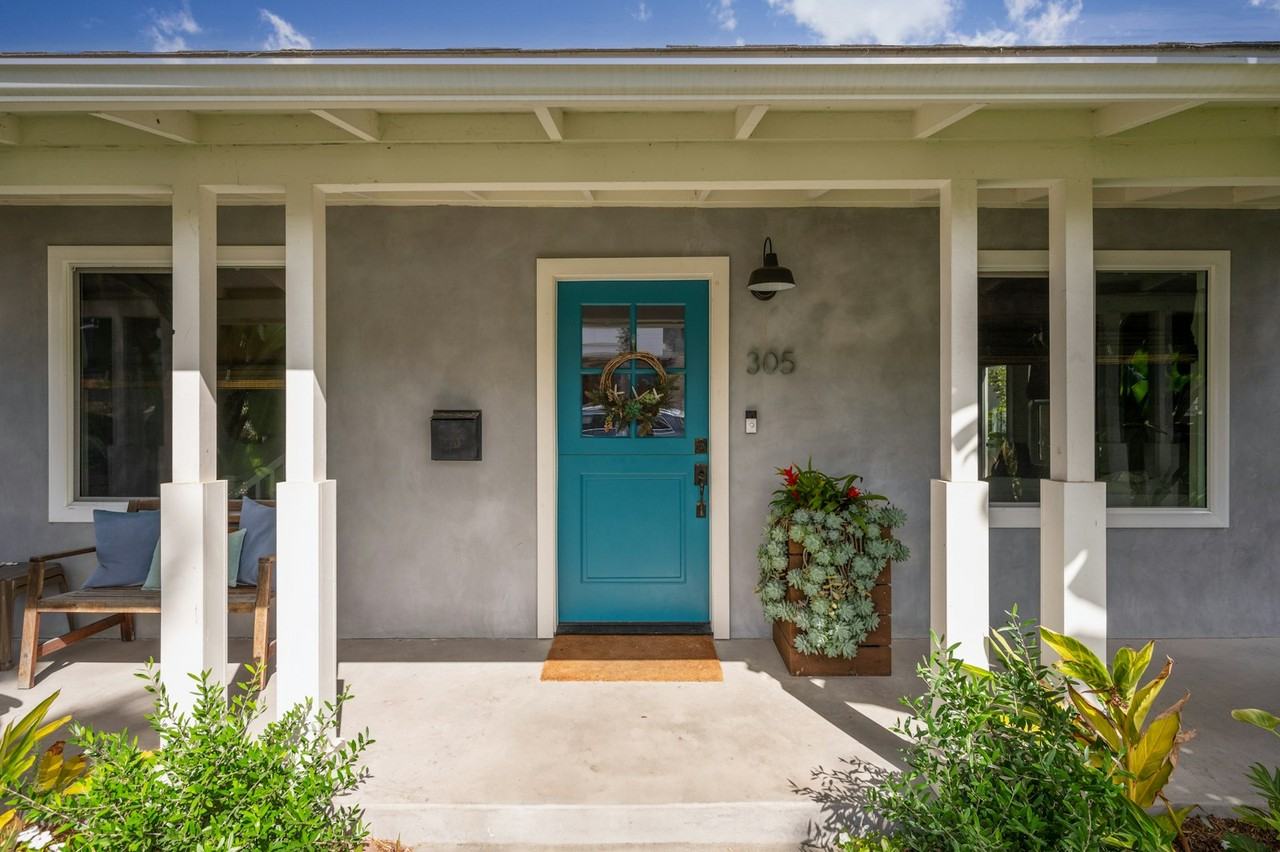 305 Neptune Avenue - Photo 5 of 50