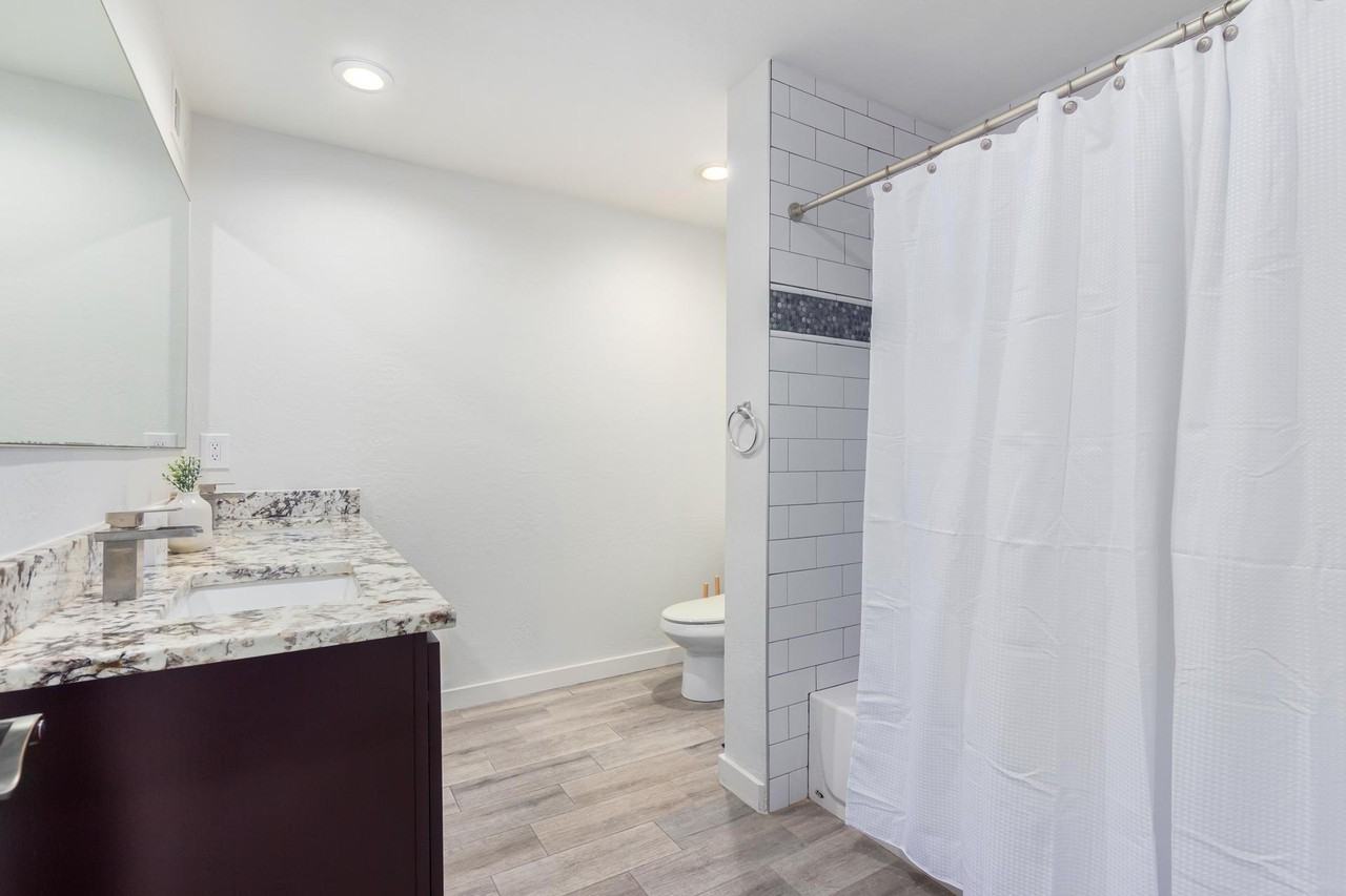 W Larkspur Dr - Photo 6 of 12