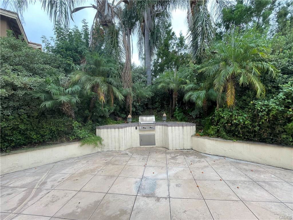 2 Quail Run - Photo 3 of 8