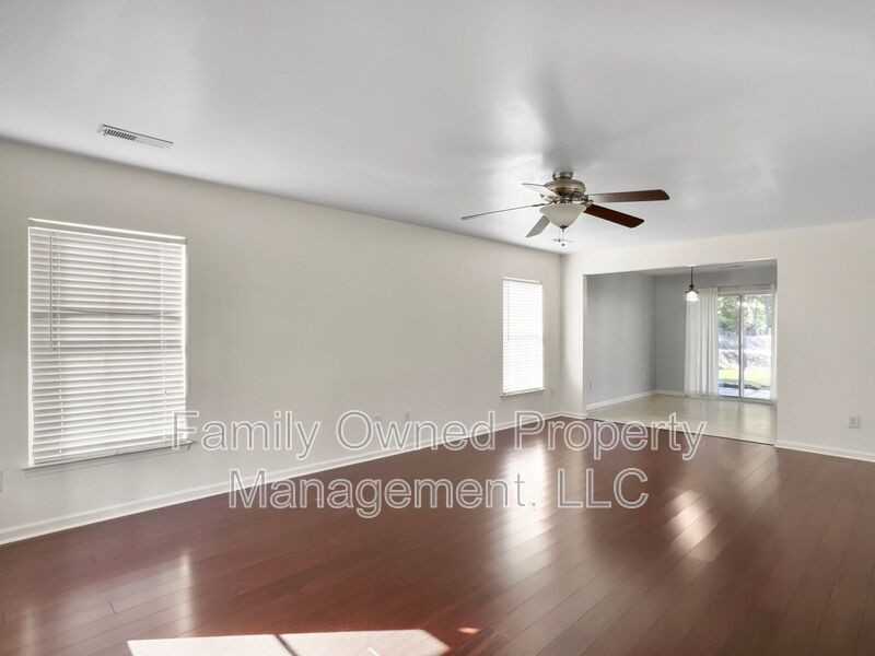 100 Salem Creek Dr - Photo 7 of 43