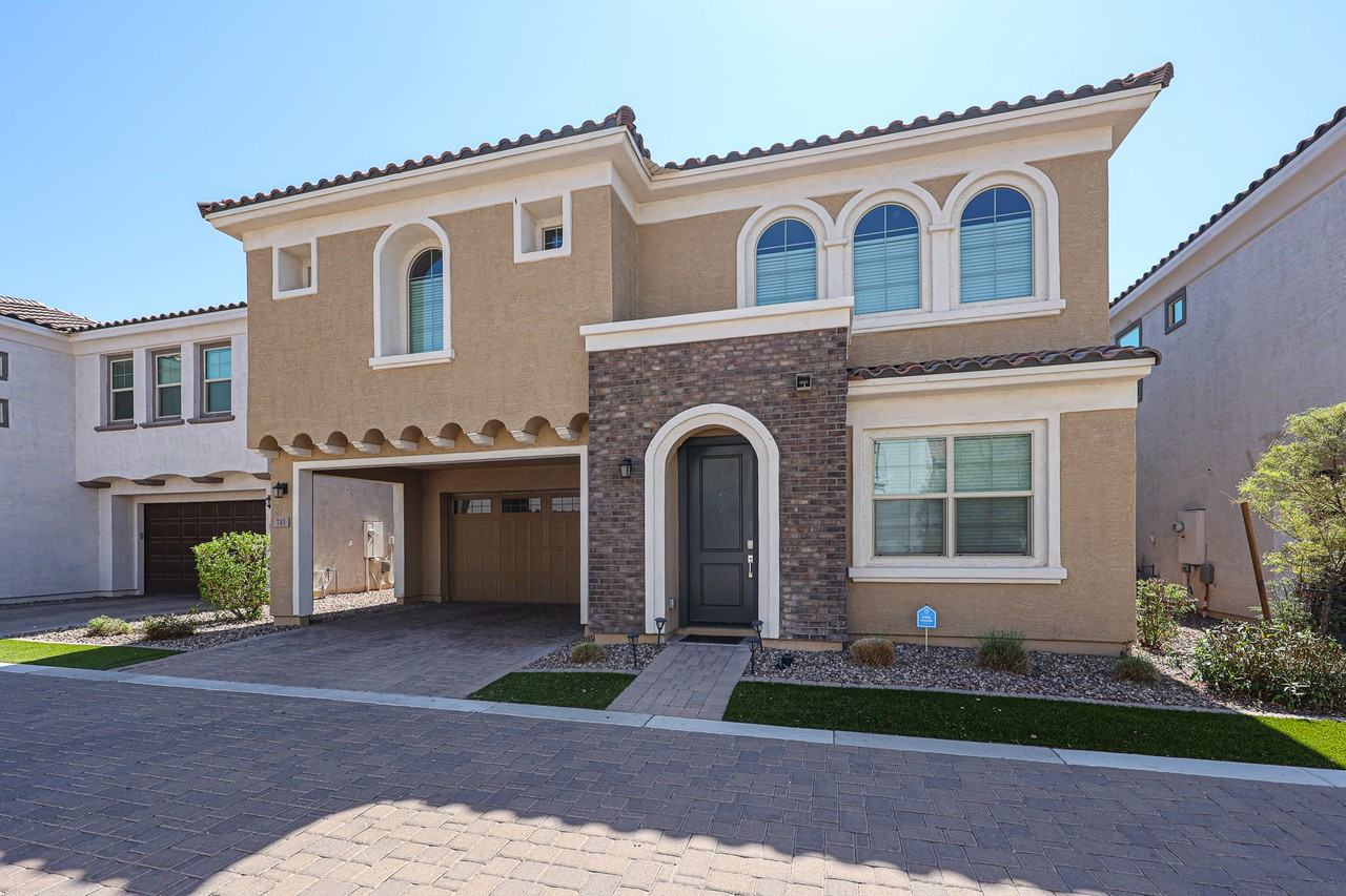 743 N Abalone Ct - Photo 2 of 47