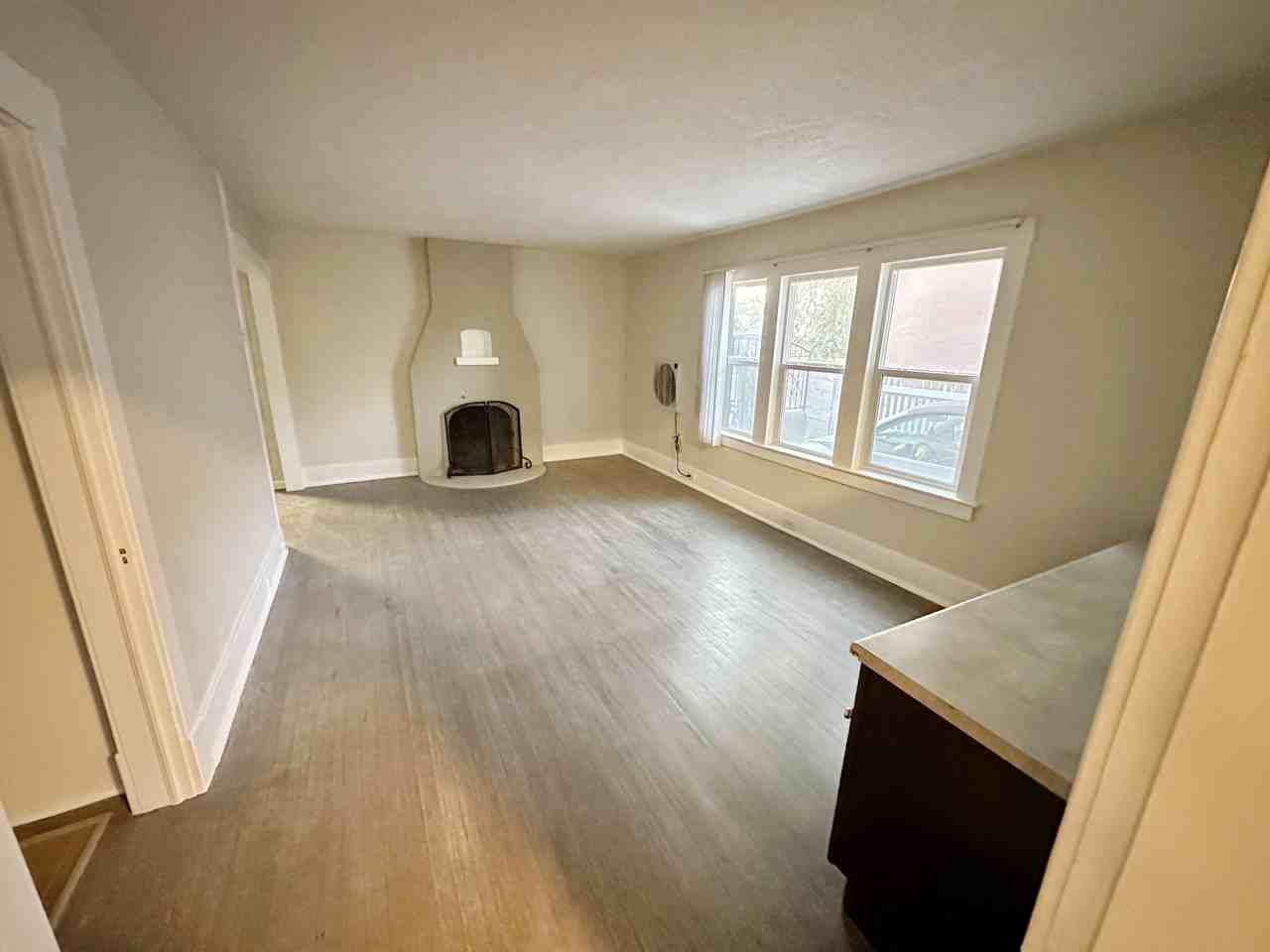 119 Princeton Dr Se - Photo 6 of 50