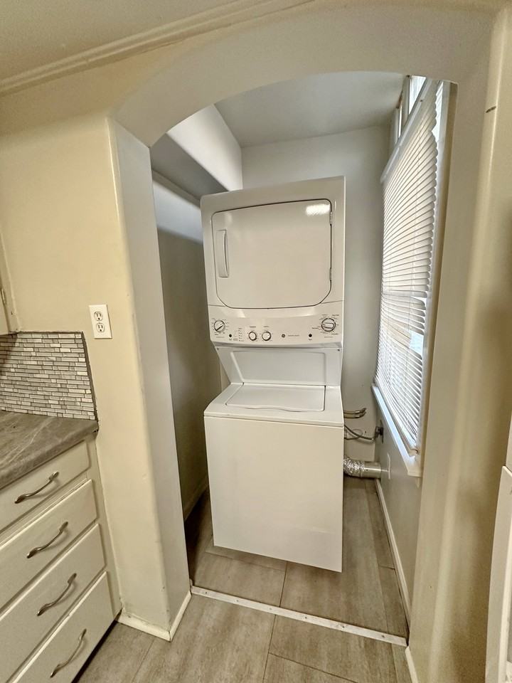 119 Princeton Dr Se - Photo 7 of 50