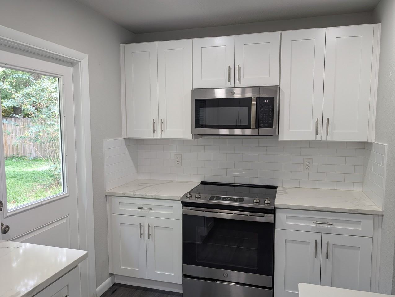 3209 W Leila Ave - Photo 4 of 18