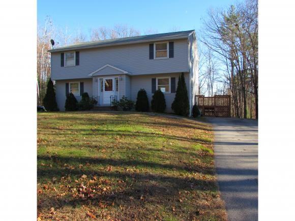 12 Lincoln Dr - Photo 2 of 21