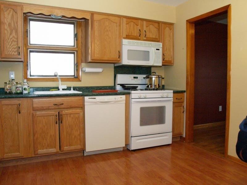 84 James Ave - Photo 2 of 5