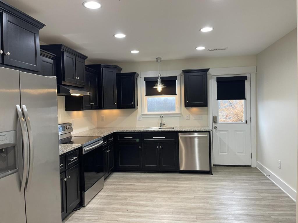 44 Trufollia Ln - Photo 3 of 12