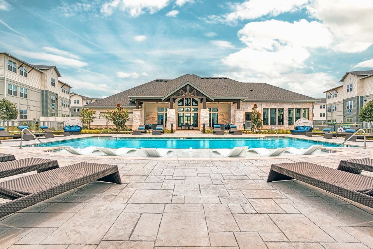 The Magnolia at Georgetown - Photo 7 of 50