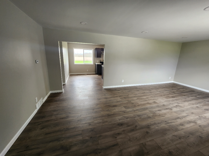 6183 N Webster Rd - Photo 2 of 12