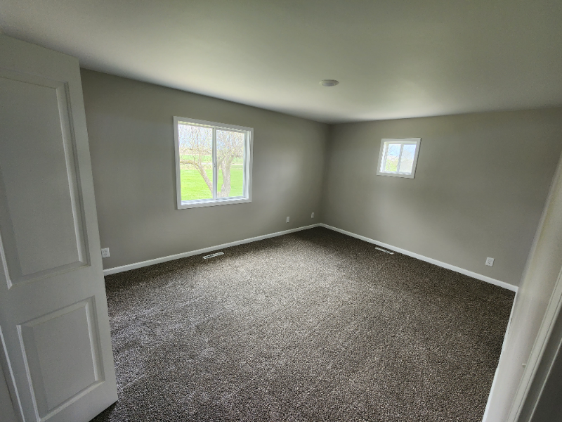 6183 N Webster Rd - Photo 3 of 12