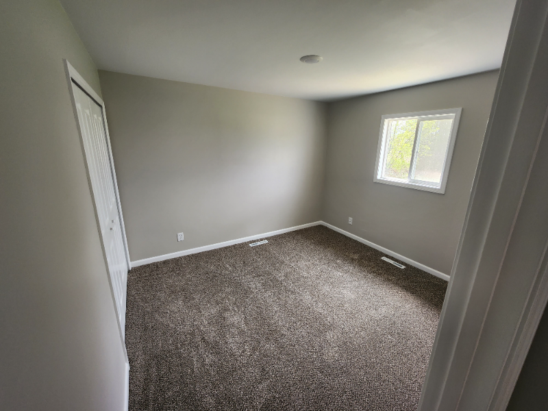 6183 N Webster Rd - Photo 4 of 12