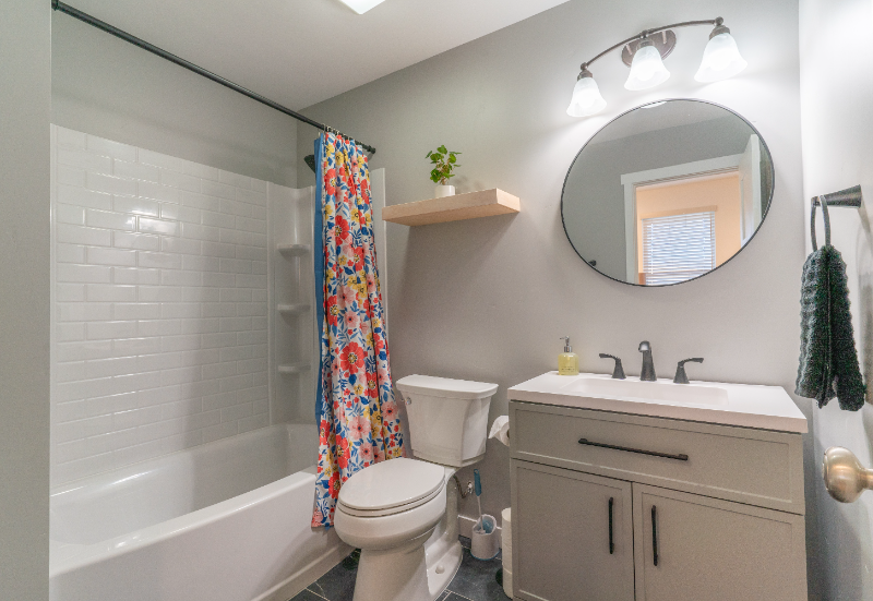 10833 S Lake Run Rd - Photo 4 of 32