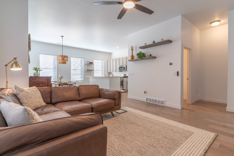 10833 S Lake Run Rd - Photo 7 of 32