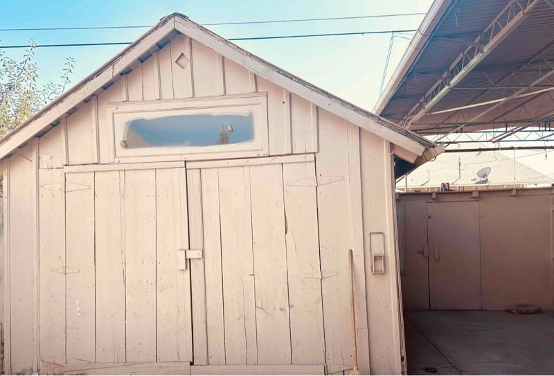 357 E Putnam Ave #B - Photo 3 of 28