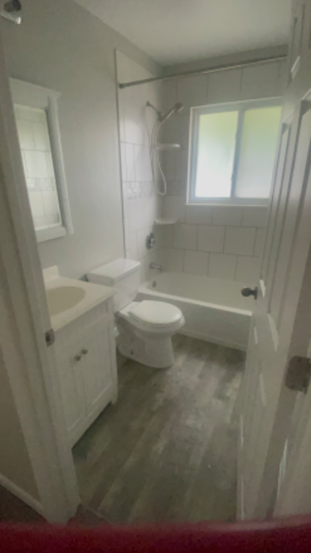 3033 W 13th St - Photo 3 of 6