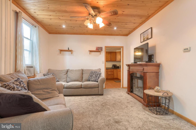 123 Canal St - Photo 2 of 15