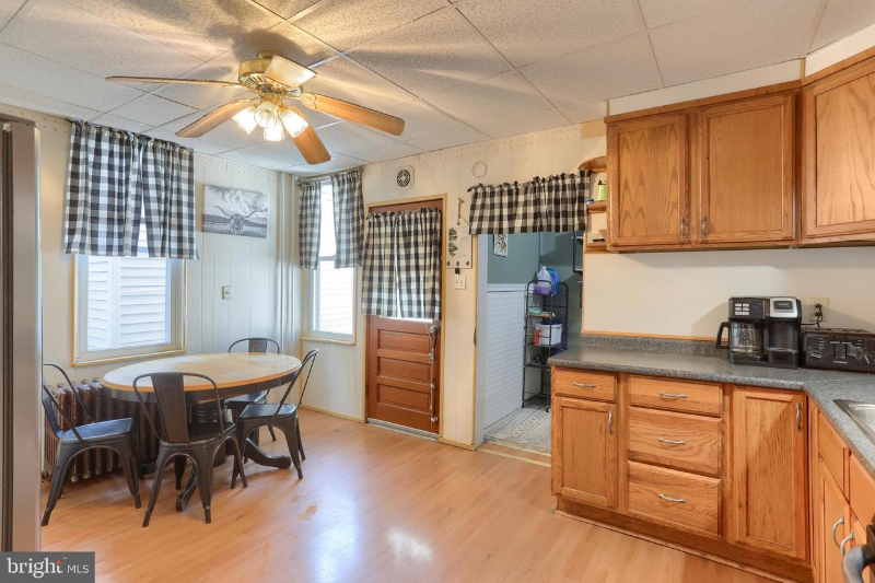 123 Canal St - Photo 3 of 15