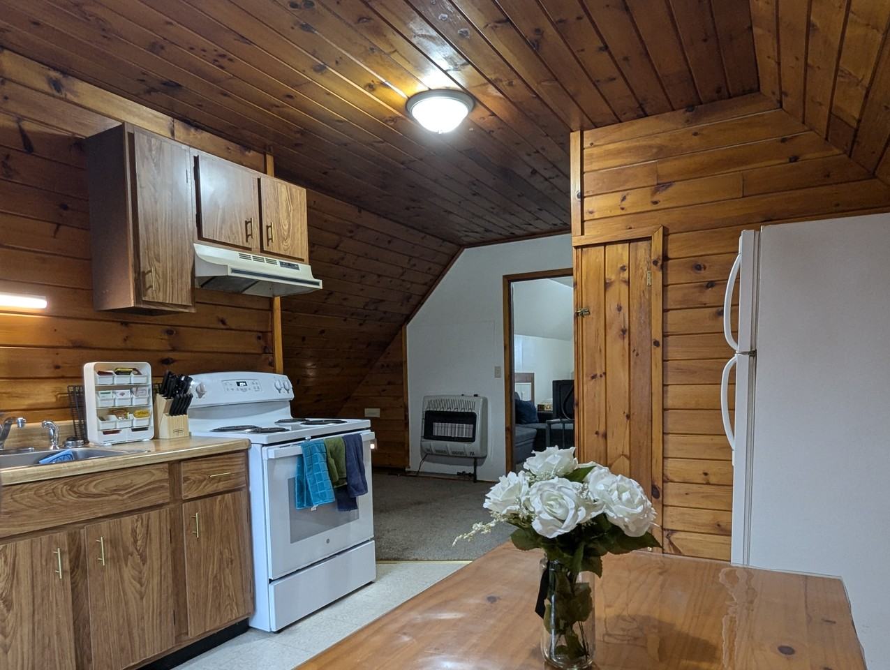 14 School St #C - Photo 4 of 7