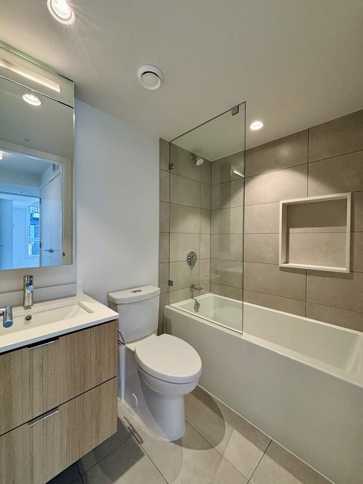 6085 Irmin Street - Photo 6 of 20