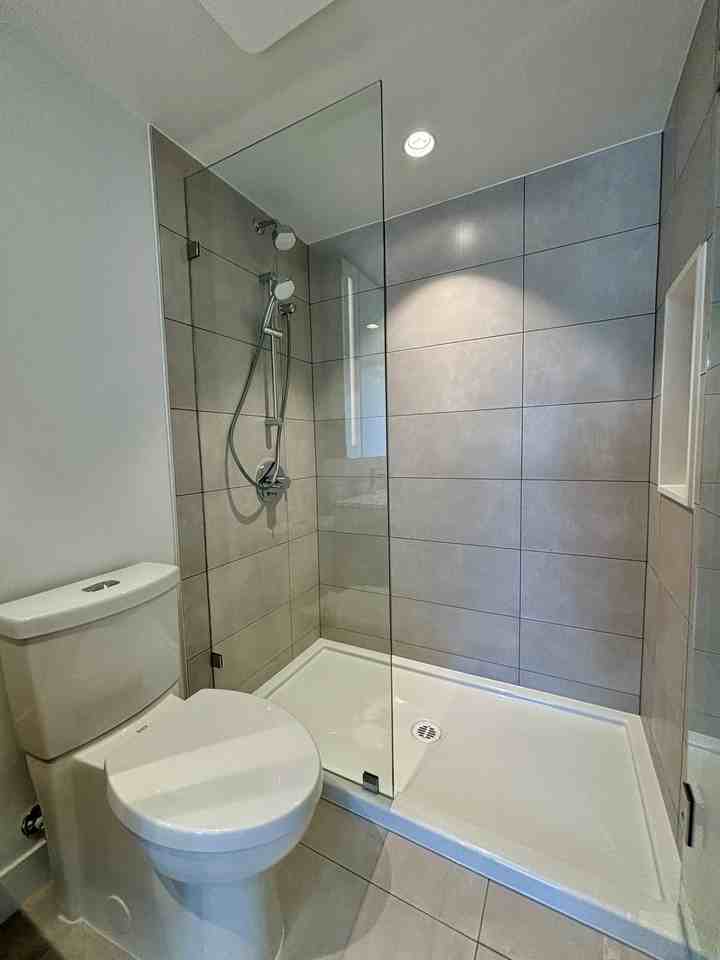 6085 Irmin Street - Photo 7 of 20