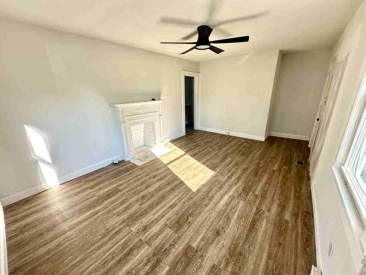 1610 Mall Street Northwest - Photo 2 of 14