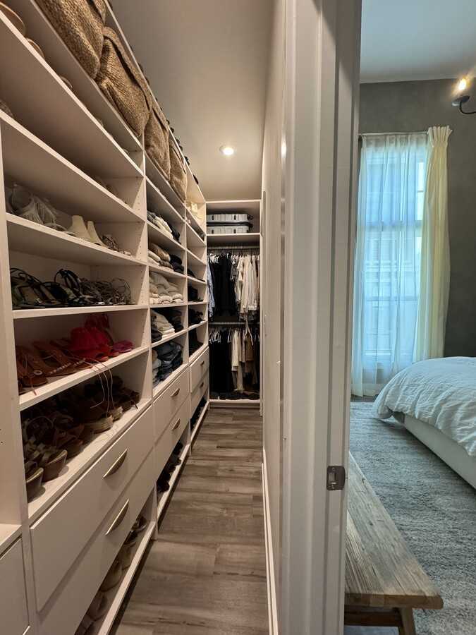 915 Spencer Ave #915 - Photo 7 of 30