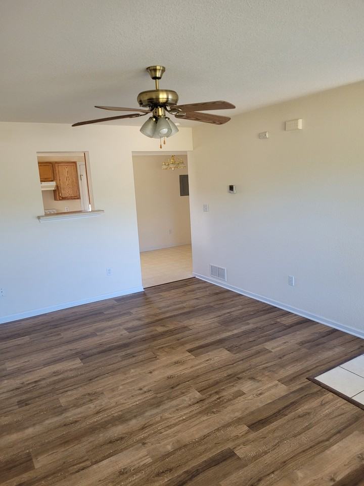 3400 Zinnia Dr #1 - Photo 3 of 17