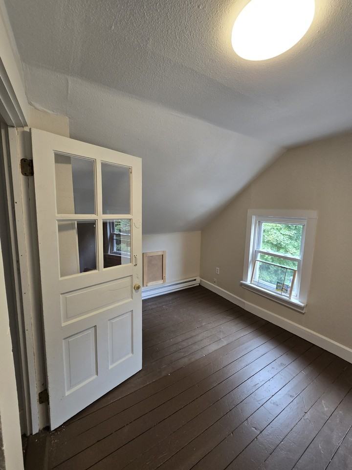 274 Cross St #4 - Photo 2 of 15