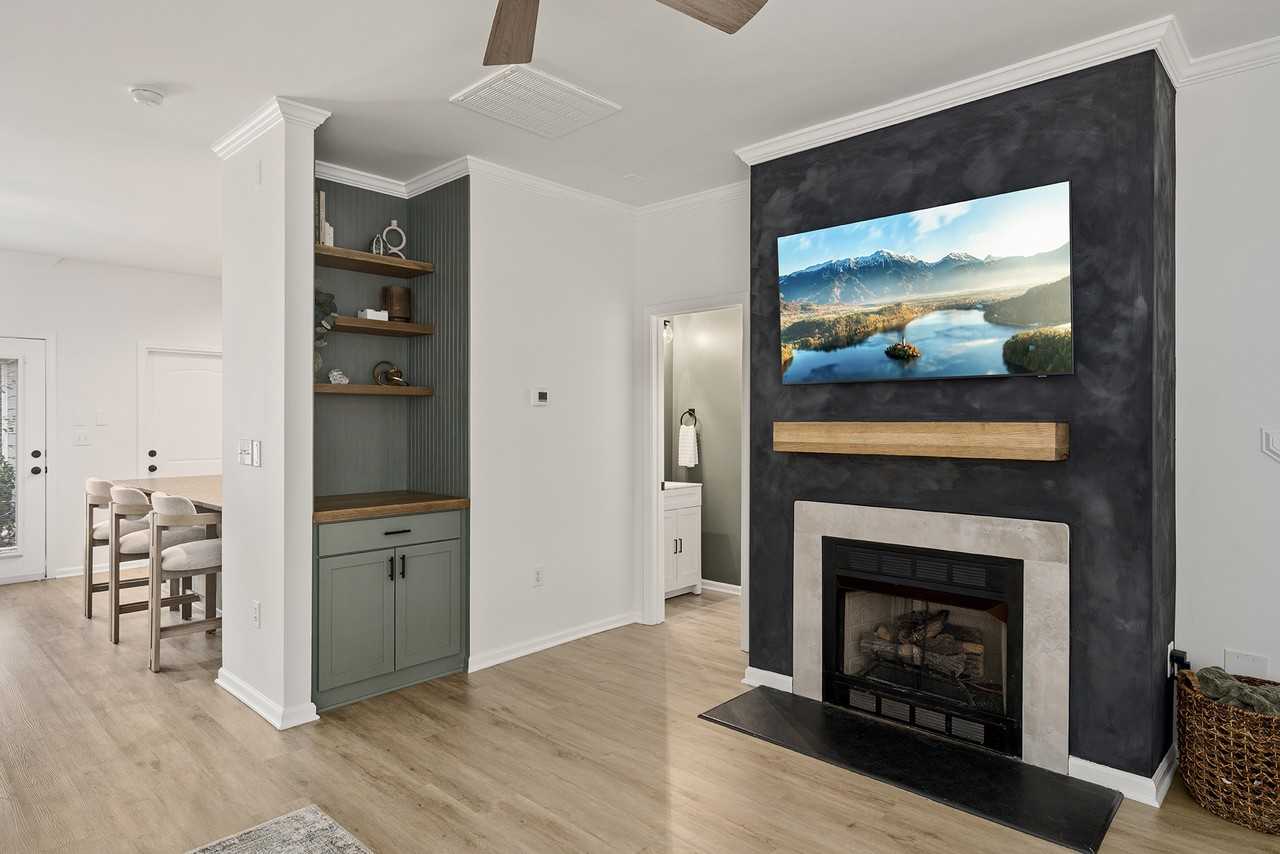1123 Central Park Cir #1123 - Photo 3 of 26
